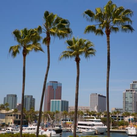 is sports betting legal in california online