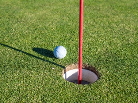 Each-Way Golf Betting: When the Place Portion Pays