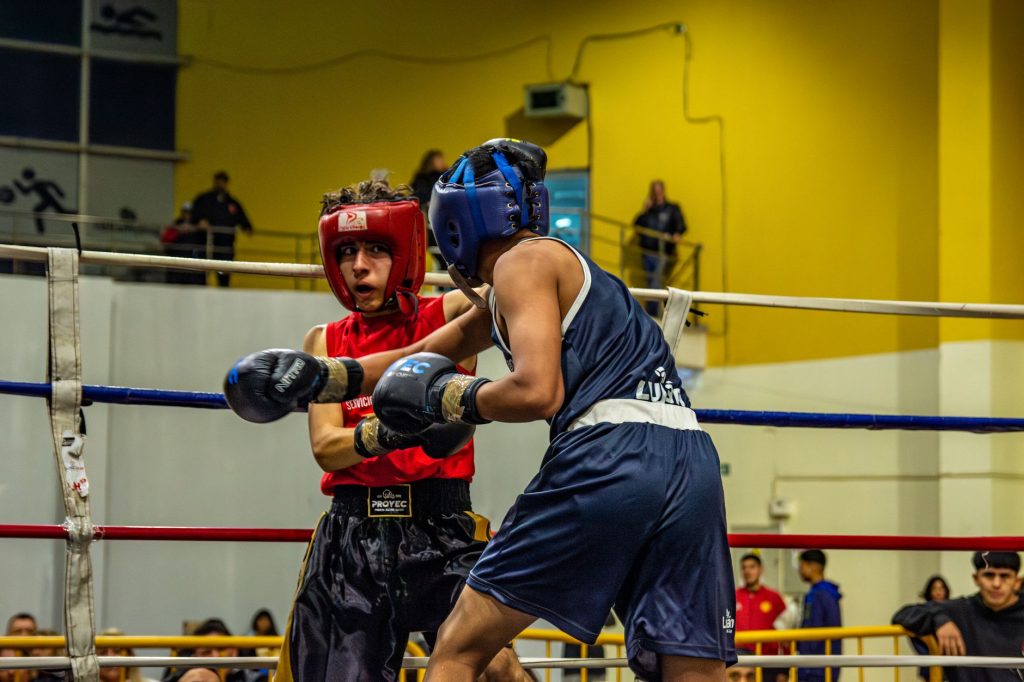 how boxing fights are scored
