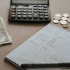 How to Set a Gambling Budget Without Risking Bills